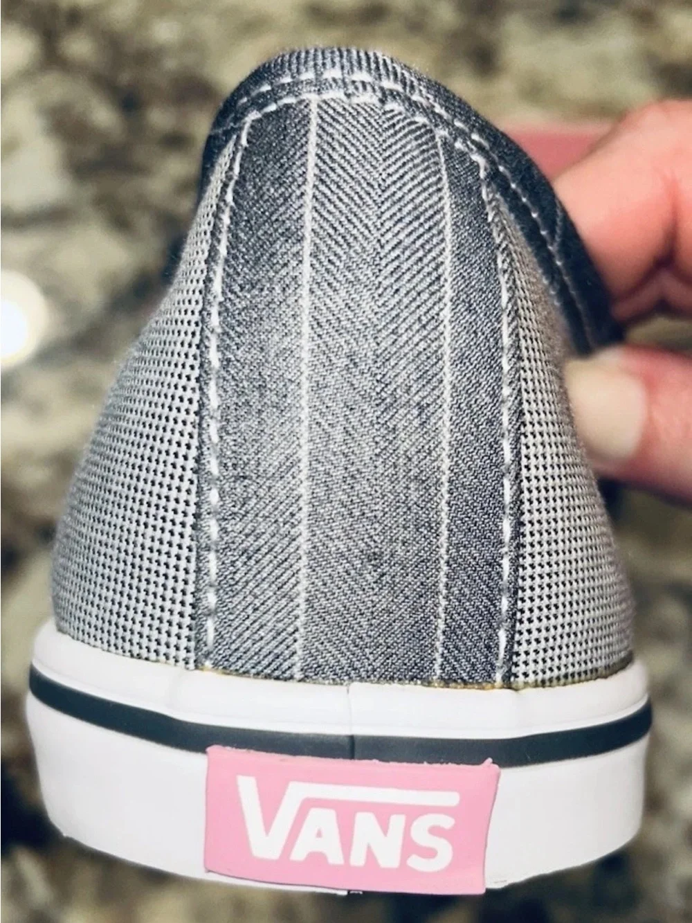 Vans Women's 11 Gray Canvas Lace Up Sneakers Pink Sole Low Top Atwood Skater Sho